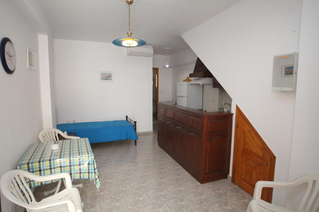 Afroditi Syros Ermoupoli Buitenkant foto