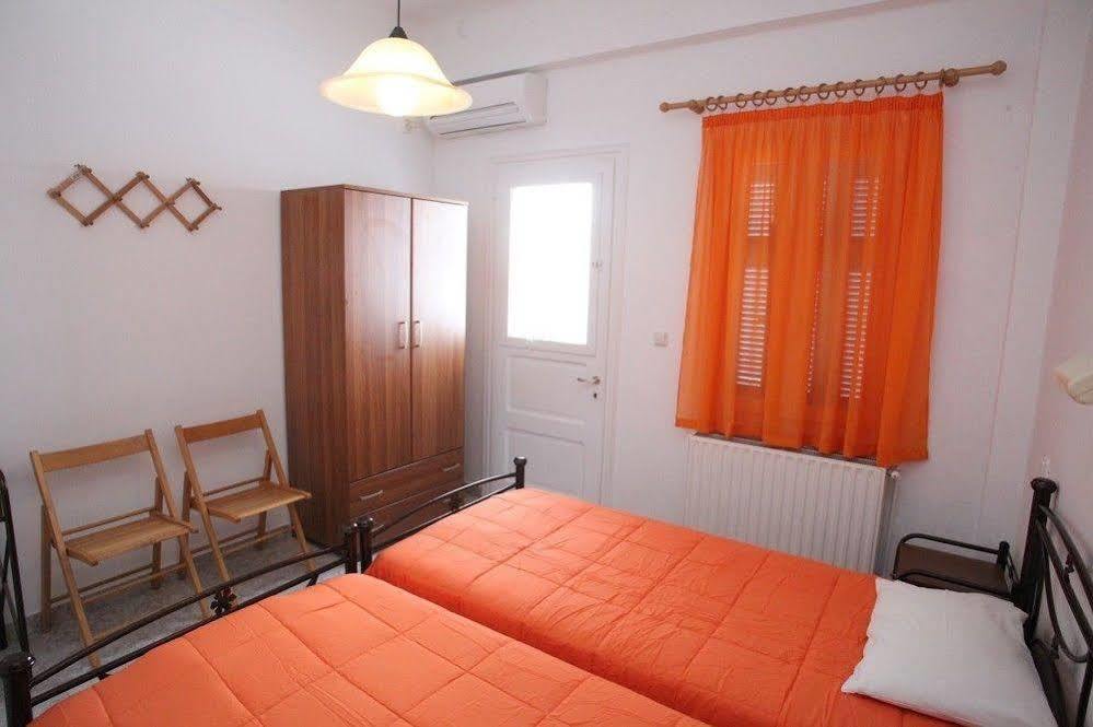 Afroditi Syros Ermoupoli Buitenkant foto