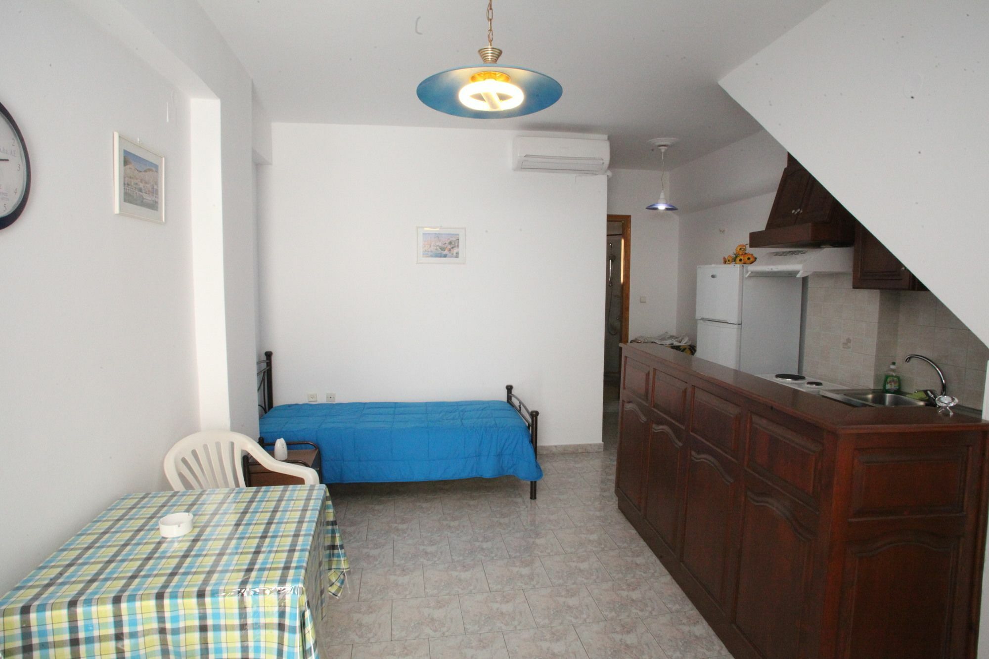 Afroditi Syros Ermoupoli Buitenkant foto